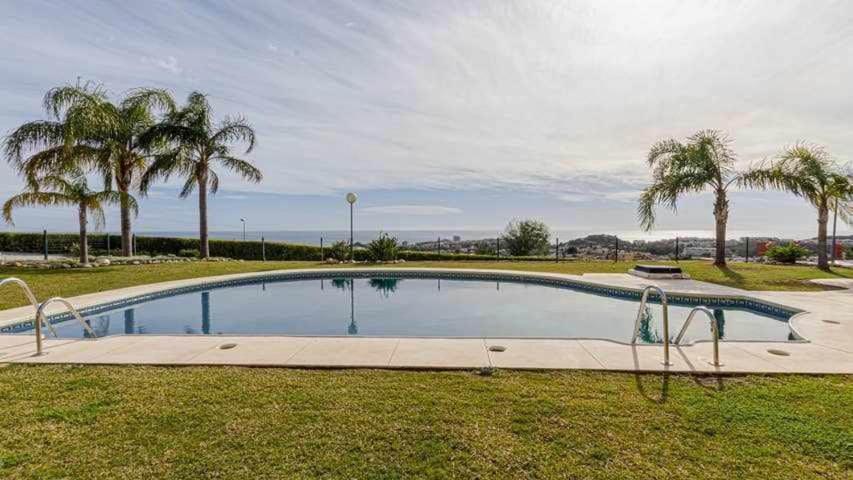 797 Holiday Rentals - Precioso Piso Para 6 Con Vista Al Mar 180 Grados Benalmadena Exterior photo